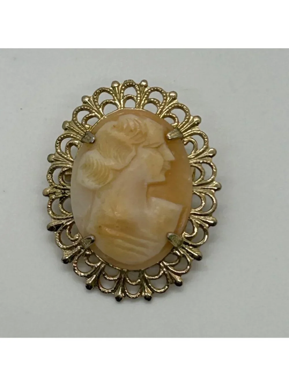 Coro Shell Cameo Brooch Gold-Tone Oval 1.5 Inches 1950s Vintage Jewelry